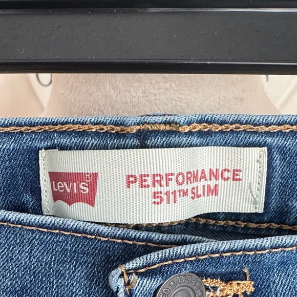 511 Levi's Performance Slim Blue Jeans - Picture 2 of 5